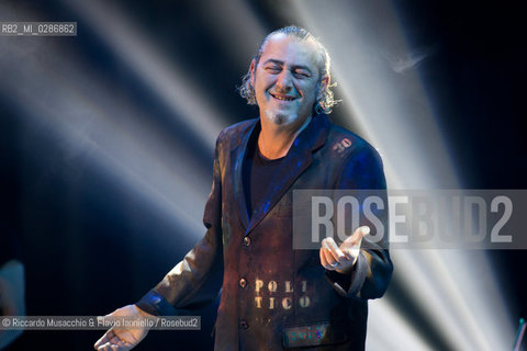 Roma, Auditorium Parco della Musica 05 02 2014.Concerto di Luca Carboni Fisico & politico tour. ©Riccardo Musacchio & Flavio Ianniello/Rosebud2