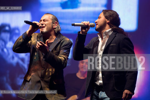 Roma, Auditorium Parco della Musica 05 02 2014.Concerto di Luca Carboni Fisico & politico tour..Nella foto: duetto con Alberto Bertoli, figlio di Pierangelo. ©Riccardo Musacchio & Flavio Ianniello/Rosebud2