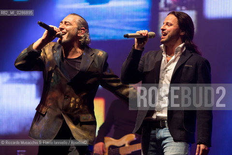Roma, Auditorium Parco della Musica 05 02 2014.Concerto di Luca Carboni Fisico & politico tour..Nella foto: duetto con Alberto Bertoli, figlio di Pierangelo. ©Riccardo Musacchio & Flavio Ianniello/Rosebud2