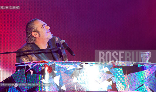 Roma, Auditorium Parco della Musica 05 02 2014.Concerto di Luca Carboni Fisico & politico tour. ©Riccardo Musacchio & Flavio Ianniello/Rosebud2