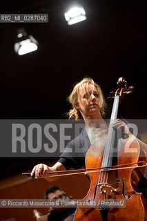 Roma Auditorium parco della Musica 07 02 2014.Stagione di Musica Sinfonica.Orchestra dellAccademia Nazionale di Santa Cecilia.Antonio Pappano direttore.Sol Gabetta violoncello. ©Riccardo Musacchio & Flavio Ianniello/Rosebud2