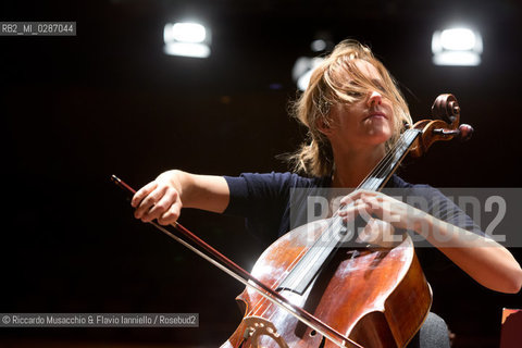 Roma Auditorium parco della Musica 07 02 2014.Stagione di Musica Sinfonica.Orchestra dellAccademia Nazionale di Santa Cecilia.Antonio Pappano direttore.Sol Gabetta violoncello. ©Riccardo Musacchio & Flavio Ianniello/Rosebud2
