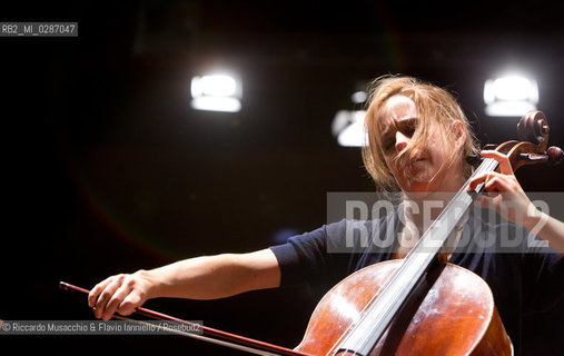 Roma Auditorium parco della Musica 07 02 2014.Stagione di Musica Sinfonica.Orchestra dellAccademia Nazionale di Santa Cecilia.Antonio Pappano direttore.Sol Gabetta violoncello. ©Riccardo Musacchio & Flavio Ianniello/Rosebud2