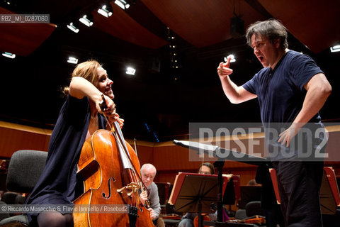 Roma Auditorium parco della Musica 07 02 2014.Stagione di Musica Sinfonica.Orchestra dellAccademia Nazionale di Santa Cecilia.Antonio Pappano direttore.Sol Gabetta violoncello. ©Riccardo Musacchio & Flavio Ianniello/Rosebud2