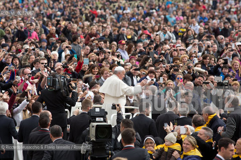 Città del Vaticano, Piazza San Pietro 19 02 2014.Udienza Generale presieduta da Sua santità Papa Francesco. ©Riccardo Musacchio & Flavio Ianniello/Rosebud2