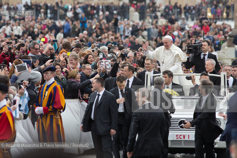 Città del Vaticano, Piazza San Pietro 19 02 2014.Udienza Generale presieduta da Sua santità Papa Francesco. ©Riccardo Musacchio & Flavio Ianniello/Rosebud2