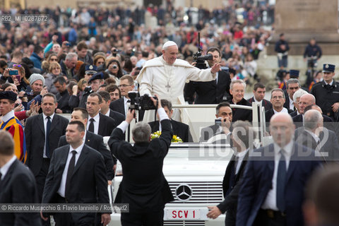 Città del Vaticano, Piazza San Pietro 19 02 2014.Udienza Generale presieduta da Sua santità Papa Francesco. ©Riccardo Musacchio & Flavio Ianniello/Rosebud2