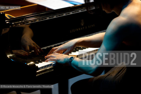Roma, Auditorium Parco della Musica 27 11 2013.Chihiro Yamanaka Trio After Hours  .Chihiro Yamanaka  pianoforte.Aldo Vigorito  contrabbasso.Mikey Salgarello batteria.. ©Riccardo Musacchio & Flavio Ianniello/Rosebud2