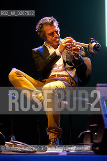 Roma, Auditorium Parco della Musica 18 10 2013.Roma Jazz Festival 2013 Speech .Paolo Fresu, Martux_m 101 Microlezioni di Jazz..Paolo Fresu tromba.Martux_m  aka  Maurizio Martusciello  elettronica . ©Riccardo Musacchio & Flavio Ianniello/Rosebud2