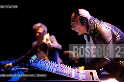 Roma, Auditorium Parco della Musica 18 10 2013.Roma Jazz Festival 2013 Speech .Paolo Fresu, Martux_m 101 Microlezioni di Jazz..Paolo Fresu tromba.Martux_m  aka  Maurizio Martusciello  elettronica . ©Riccardo Musacchio & Flavio Ianniello/Rosebud2