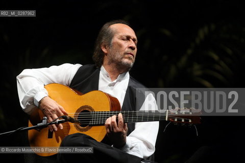Roma, Auditorium Parco della Musica 28 02 2010.La Chitarra - Paco de Lucia in concerto.  ©Riccardo Musacchio & Flavio Ianniello/Rosebud2