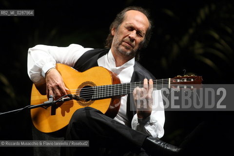 Roma, Auditorium Parco della Musica 28 02 2010.La Chitarra - Paco de Lucia in concerto.  ©Riccardo Musacchio & Flavio Ianniello/Rosebud2