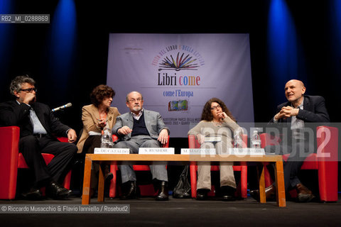 Roma, Auditorium Parco della Musica 17 03 2013.Libri come. Festa del Libro e della Lettura .Salman Rushdie Come Joseph Anton.conversazione con .Giancarlo De Cataldo e Melania Mazzucco.conduce Marino Sinibaldi. ©Riccardo Musacchio & Flavio Ianniello/Rosebud2
