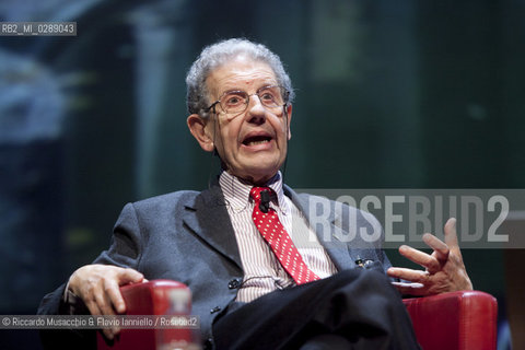 Roma,  Auditorium Parco della Musica 09 03 2012.Libri Come, Festa del Libro e della Letteratura.Nella foto: dialogo fra Salvatore Settis e Gian Antonio Stella.  ©Riccardo Musacchio & Flavio Ianniello/Rosebud2