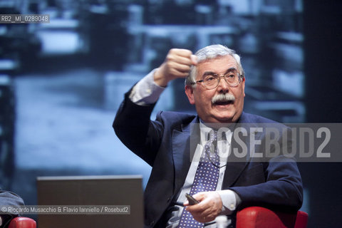Roma,  Auditorium Parco della Musica 09 03 2012.Libri Come, Festa del Libro e della Letteratura.Nella foto: dialogo fra Salvatore Settis e Gian Antonio Stella.  ©Riccardo Musacchio & Flavio Ianniello/Rosebud2