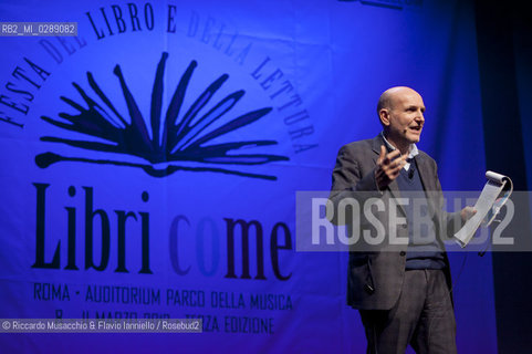 Roma,  Auditorium Parco della Musica 08 03 2012.Libri Come, Festa del Libro e della Letteratura.Nella foto: Carlos Ruiz Zafon conversazione con Marino Sinibaldi.   ©Riccardo Musacchio & Flavio Ianniello/Rosebud2