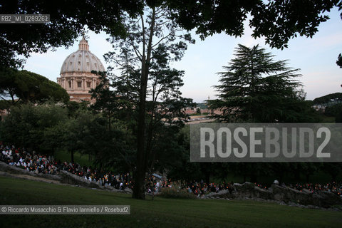 Citta del Vaticano 31 05 2007..Chiusura del Mese Mariano..Processione allinterno dei Giardini Vaticani..Ph Flavio Ianniello
 ©Riccardo Musacchio & Flavio Ianniello/Rosebud2