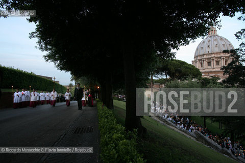 Citta del Vaticano 31 05 2007..Chiusura del Mese Mariano..Processione allinterno dei Giardini Vaticani..Ph Flavio Ianniello
 ©Riccardo Musacchio & Flavio Ianniello/Rosebud2