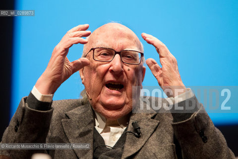 Roma, Auditorium Parco della Musica 13 03 2014.Libri Come, Festa del Libeo e della Lettura Il Lavoro..Nella foto: lezione di Andrea Camilleri, interviene Francesco Piccolo. ©Riccardo Musacchio & Flavio Ianniello/Rosebud2