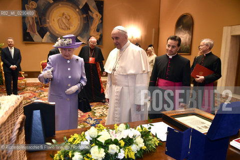 Rome 03/04/2014 .Vatican City .Paul VI Hall private study, .The Holy Father Francis Pope meets the Queen of the United Kingdom Elizabeth II of England, accompanied by Prince Philip. ©Riccardo Musacchio & Flavio Ianniello/Rosebud2