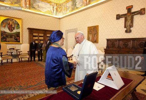 Città del Vaticano 05 04 2014.Udienza del Santo Padre Papa Francesco al Presidente della Liberia, S.E. la Sig.ra Ellen Johnson Sirleaf.. ©Riccardo Musacchio & Flavio Ianniello/Rosebud2