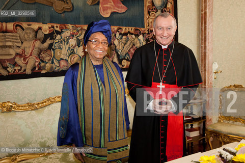 Città del Vaticano 05 04 2014.Udienza del Santo Padre Papa Francesco al Presidente della Liberia, S.E. la Sig.ra Ellen Johnson Sirleaf..Nella foto: lincontro con Mos. Parolin Segretario di Stato. ©Riccardo Musacchio & Flavio Ianniello/Rosebud2