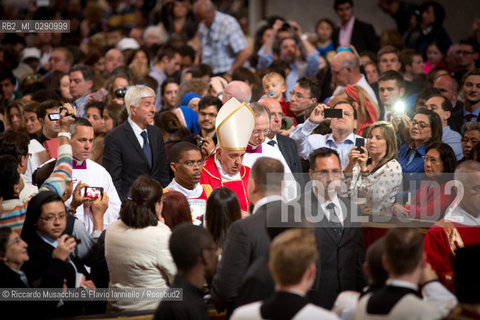 Città del Vaticano, Basilica di San Pietro 18 04 2014.Celebrazione della Passione del Signore, Adorazione della Croce presieduta da Sua Santità Papa Francesco. ©Riccardo Musacchio & Flavio Ianniello/Rosebud2
