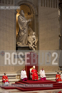 Città del Vaticano, Basilica di San Pietro 18 04 2014.Celebrazione della Passione del Signore, Adorazione della Croce presieduta da Sua Santità Papa Francesco. ©Riccardo Musacchio & Flavio Ianniello/Rosebud2