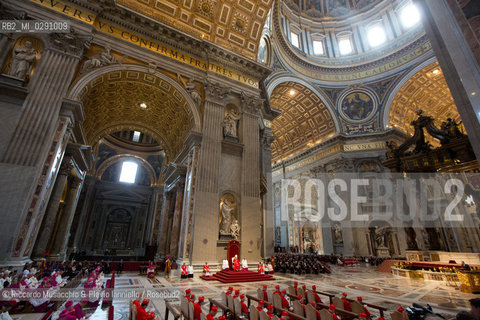 Città del Vaticano, Basilica di San Pietro 18 04 2014.Celebrazione della Passione del Signore, Adorazione della Croce presieduta da Sua Santità Papa Francesco. ©Riccardo Musacchio & Flavio Ianniello/Rosebud2