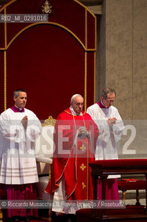 Città del Vaticano, Basilica di San Pietro 18 04 2014.Celebrazione della Passione del Signore, Adorazione della Croce presieduta da Sua Santità Papa Francesco. ©Riccardo Musacchio & Flavio Ianniello/Rosebud2