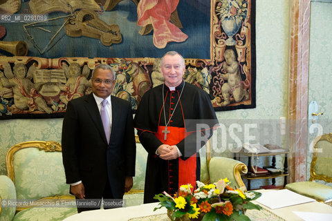 Città del Vaticano 03 04 2014, Palazzo Apostolico. Udienza del Santo Padre Papa Francesco al Primo Ministro di Capo Verde, José Maria Neves. .Nella foto: il saluto a Mons. Parolin. ©Riccardo Musacchio & Flavio Ianniello/Rosebud2