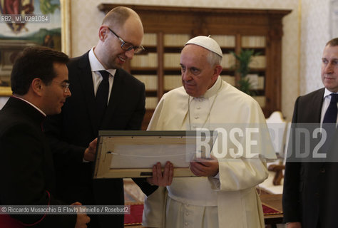 Città del Vaticano 26 Aprile 2014..Udienza del Santo Padre Papa Francesco al Primo Ministro della Repubblica di Ucraina, S.E. il Sig. Arseniy YATSENYUK. ©Riccardo Musacchio & Flavio Ianniello/Rosebud2