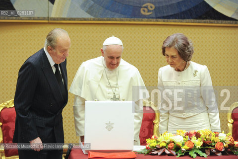 Città del Vaticano 28 Aprile 2014..Udienza del Santo Padre Papa Francesco ai Reali di Spagna, Re Juan Carlos e la consorte Sofia di Grecia. ©Riccardo Musacchio & Flavio Ianniello/Rosebud2