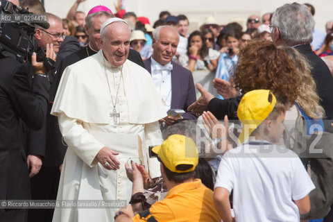 Città del Vaticano, Piazza San pietro 10 09 2014.Udienza generale Pontificia presieduta da Sua Santità Papa Francesco.. ©Riccardo Musacchio & Flavio Ianniello/Rosebud2