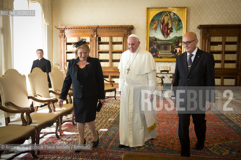 Città del Vaticano, biblioteca 29 09 2014.Udienza del Santo padre Papa Francesco al Presidente della Repubblica di Malta, S.E. sig.ra Marie Louise Coleiro Preca.. ©Riccardo Musacchio & Flavio Ianniello/Rosebud2