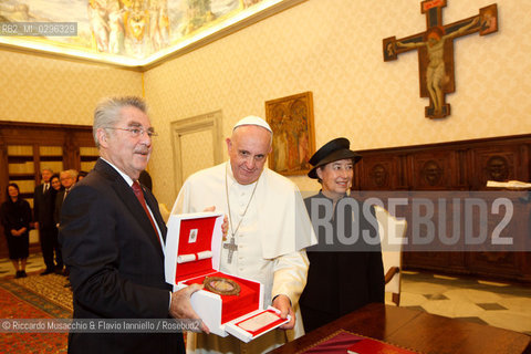 Città del Vaticano, Biblioteca 13 11 2014.Udienza del Santo Padre Francesco al Presidente di Austria, S.E. il Sig. Heinz Fischer. ©Riccardo Musacchio & Flavio Ianniello/Rosebud2