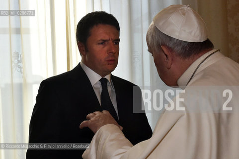 Roma  13-12-2014.Papa Francesco incontra Matteo Renzi con la moglie Agnese e i tre figli nella biblioteca privata. ©Riccardo Musacchio & Flavio Ianniello/Rosebud2