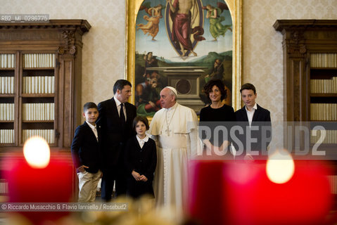 Roma  13-12-2014.Papa Francesco incontra Matteo Renzi con la moglie Agnese e i tre figli nella biblioteca privata. ©Riccardo Musacchio & Flavio Ianniello/Rosebud2