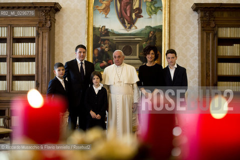 Roma  13-12-2014.Papa Francesco incontra Matteo Renzi con la moglie Agnese e i tre figli nella biblioteca privata. ©Riccardo Musacchio & Flavio Ianniello/Rosebud2
