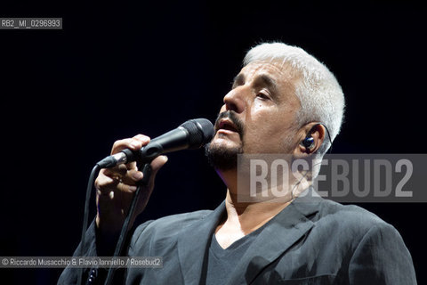 Roma, Auditorium Parco della Musica 18 07 2014. 12° Luglio suona bene 2014 .Pino Daniele, Sinfonico a metà. .Orchestra Roma Sinfonietta.diretta dal Maestro Gianluca Podio. ©Riccardo Musacchio & Flavio Ianniello/Rosebud2