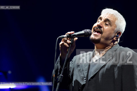 Roma, Auditorium Parco della Musica 18 07 2014. 12° Luglio suona bene 2014 .Pino Daniele, Sinfonico a metà. .Orchestra Roma Sinfonietta.diretta dal Maestro Gianluca Podio. ©Riccardo Musacchio & Flavio Ianniello/Rosebud2
