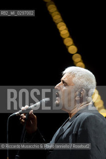 Roma, Auditorium Parco della Musica 18 07 2014. 12° Luglio suona bene 2014 .Pino Daniele, Sinfonico a metà. .Orchestra Roma Sinfonietta.diretta dal Maestro Gianluca Podio. ©Riccardo Musacchio & Flavio Ianniello/Rosebud2