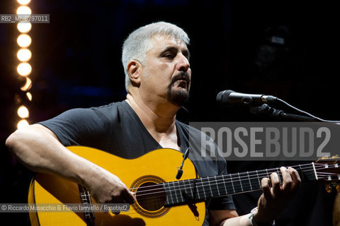 Roma, Auditorium Parco della Musica 18 07 2014. 12° Luglio suona bene 2014 .Pino Daniele, Sinfonico a metà. .Orchestra Roma Sinfonietta.diretta dal Maestro Gianluca Podio. ©Riccardo Musacchio & Flavio Ianniello/Rosebud2