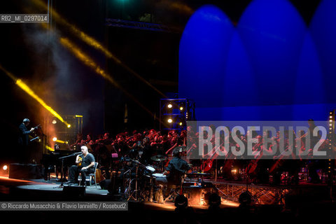 Roma, Auditorium Parco della Musica 18 07 2014. 12° Luglio suona bene 2014 .Pino Daniele, Sinfonico a metà. .Orchestra Roma Sinfonietta.diretta dal Maestro Gianluca Podio. ©Riccardo Musacchio & Flavio Ianniello/Rosebud2
