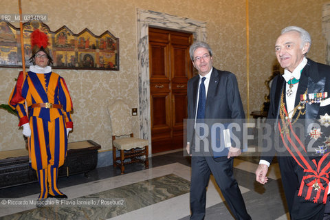 Citta del Vaticano 18 04 2015.Il Presidente della Repubblica Sergio Mattarella in udienza da Sua Santita Papa Francesco. ©Riccardo Musacchio & Flavio Ianniello/Rosebud2