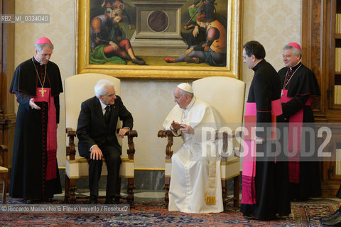 Citta del Vaticano 18 04 2015.Il Presidente della Repubblica Sergio Mattarella in udienza da Sua Santita Papa Francesco. ©Riccardo Musacchio & Flavio Ianniello/Rosebud2