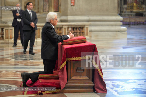 Citta del Vaticano 18 04 2015.Il Presidente della Repubblica Sergio Mattarella in udienza da Sua Santita Papa Francesco. ©Riccardo Musacchio & Flavio Ianniello/Rosebud2