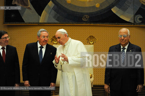 Citta del Vaticano 10 05 2015.Udienza del Santo Padre Francesco al Presidente del Consiglio di Stato e dei Ministri della Repubblica di Cuba, S.E. il Sig. Raul Castro.. ©Riccardo Musacchio & Flavio Ianniello/Rosebud2