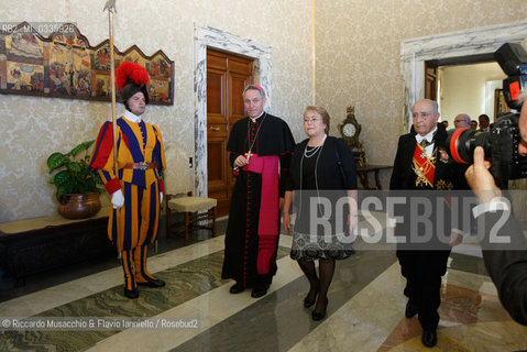 Città del Vaticano, Biblioteca 05 06 2015.Udienza del Santo Padre Francesco al Presidente del Cile, S.E. la Sig.ra Verónica Michelle Bachelet Jeria.. ©Riccardo Musacchio & Flavio Ianniello/Rosebud2