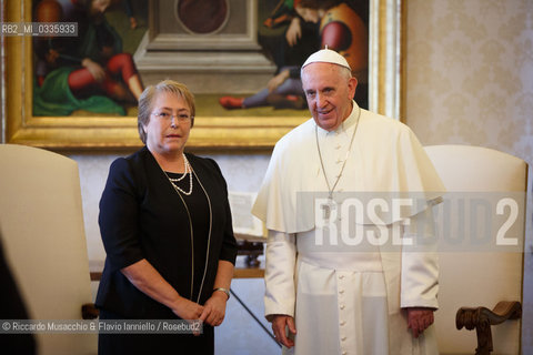 Città del Vaticano, Biblioteca 05 06 2015.Udienza del Santo Padre Francesco al Presidente del Cile, S.E. la Sig.ra Verónica Michelle Bachelet Jeria.. ©Riccardo Musacchio & Flavio Ianniello/Rosebud2